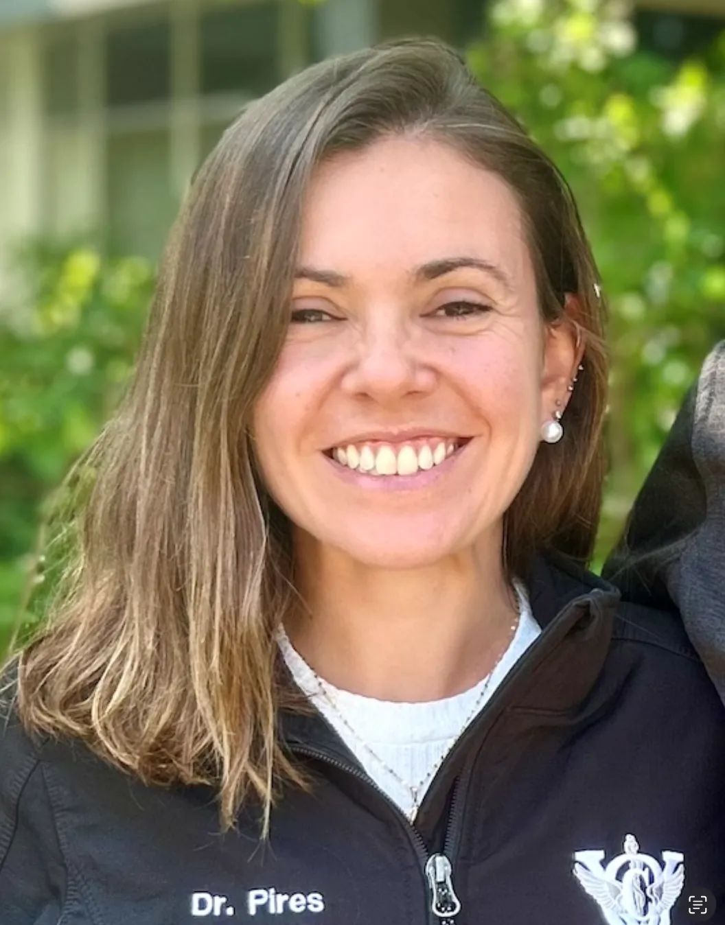 Ananda Pires Headshot