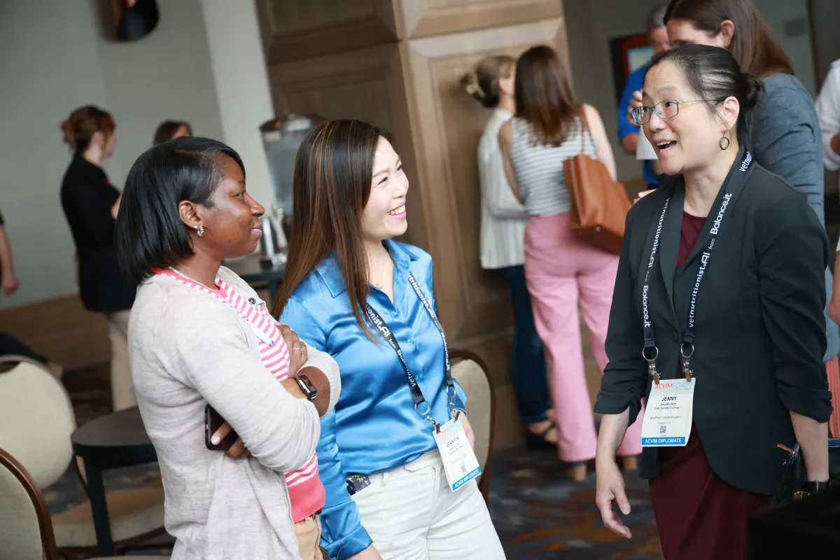 ACVIM Volunteers during the 2025 Volunteer Happy Hour 