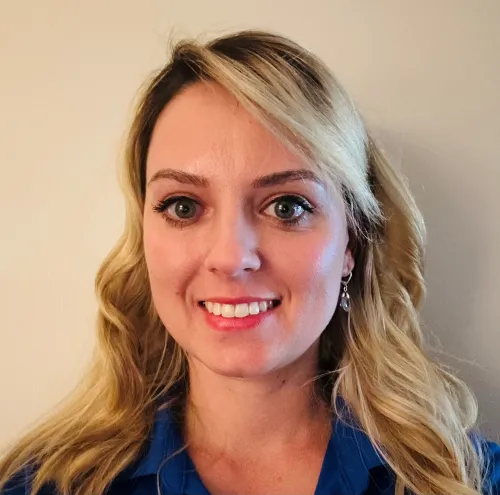 Flavia Vaduva Headshot