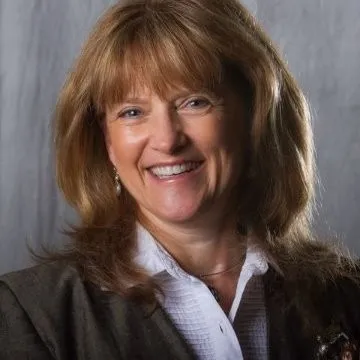 Wendy Vaala Headshot