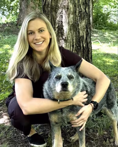 Elizabeth Golly, DVM, DACVIM (SAIM)