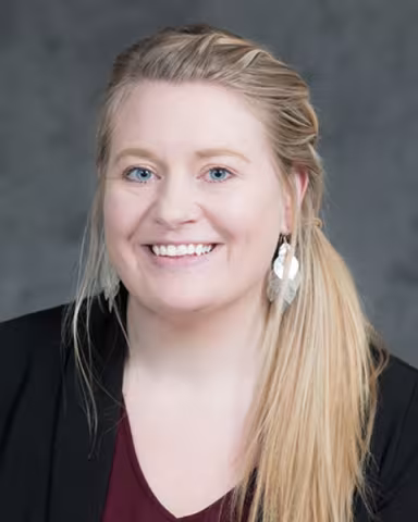 Sarah Schmid, DVM, DACVIM (SAIM)